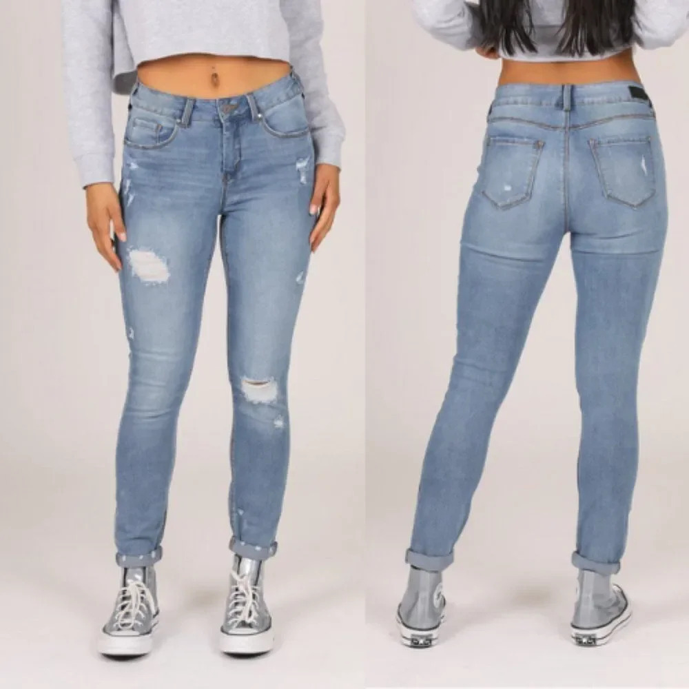 Sound Style Women's Aged Medium Jamie Distressed Ankle Skinny Jeans Size 6/28